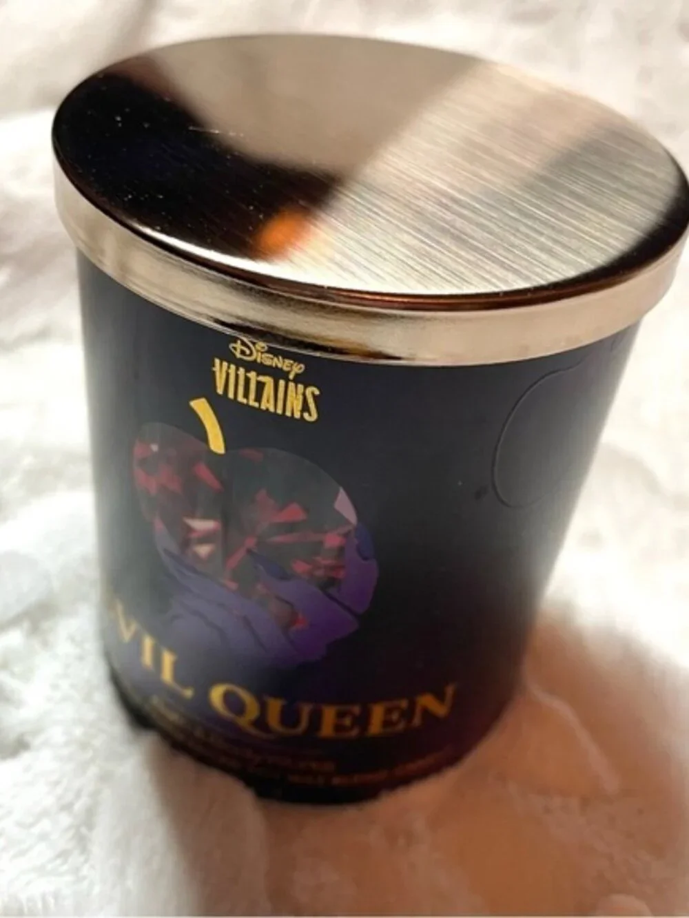 👑✨ NWT Disney Villains Evil Queen Candle – Bath & Body Works Exclusive 🍎🖤